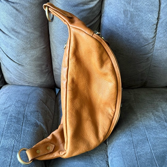 EUC Sapahn Dominique Sling Bag in Whiskey Raw Leather 🥃🤎 - Picture 3 of 15
